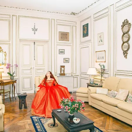 Apartment Palace