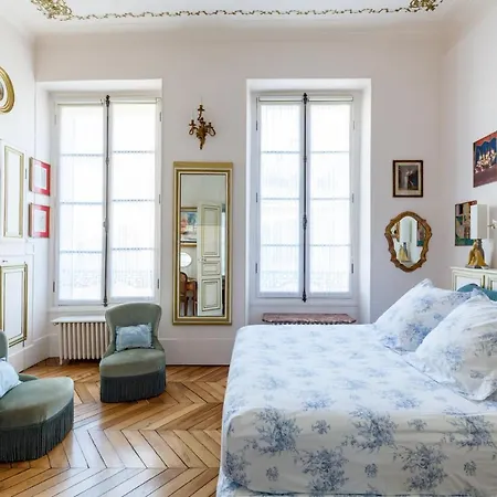 Apartment Palace