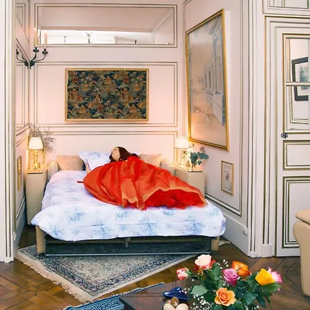 Apartment Palace